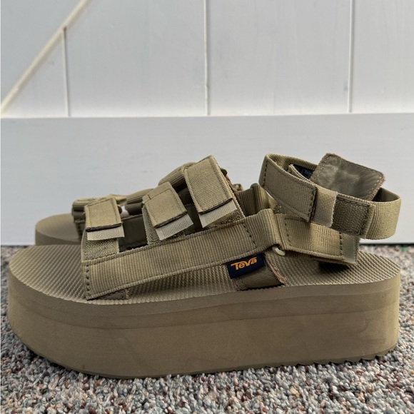 Teva Flatform Mevia Olive Green Women's 8 Platform Summer Festival - Picture 8 of 16